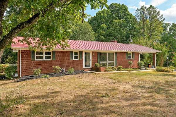 9.8 Acres of Land with Home for Sale in Tuscumbia, Alabama