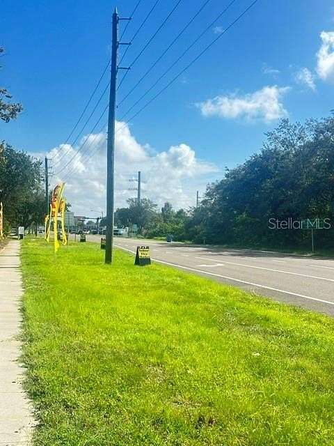 0.88 Acres of Commercial Land for Sale in Tarpon Springs, Florida