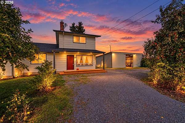 19.8 Acres of Land with Home for Sale in Creswell, Oregon
