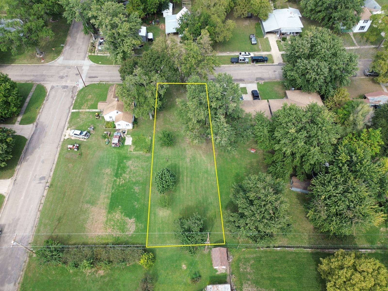 0.25 Acres of Residential Land for Sale in Washington, Kansas
