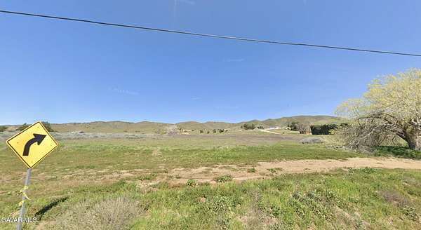4.28 Acres of Residential Land for Sale in Leona Valley, California
