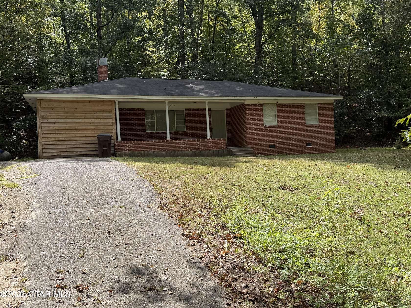 2 Acres of Land with Home for Sale in Greenwood Springs, Mississippi