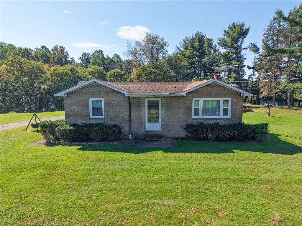 4.5 Acres of Land with Home for Sale in Perry Township, Pennsylvania