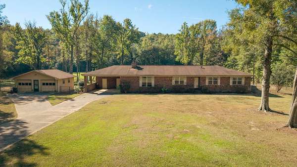 4.1 Acres of Land with Home for Sale in Tuscaloosa, Alabama