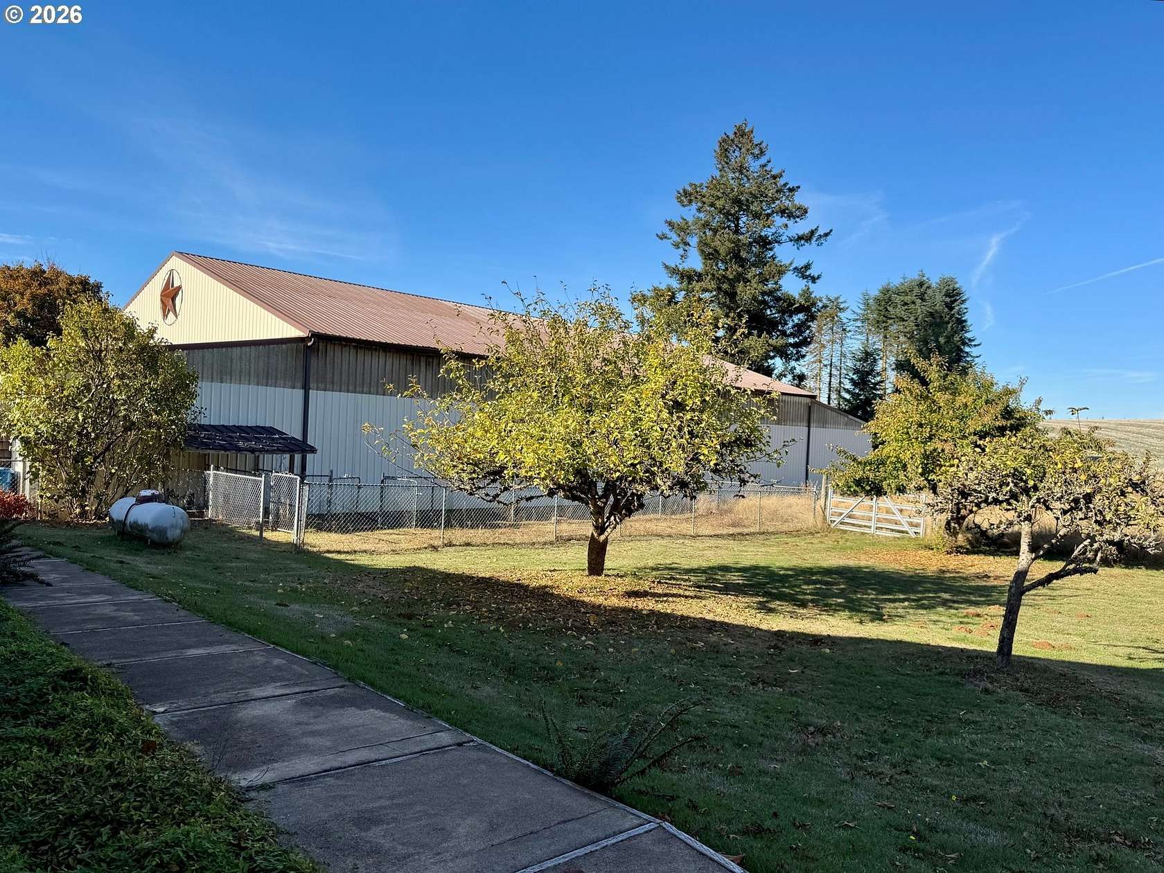7.38 Acres of Land with Home for Sale in Silverton, Oregon