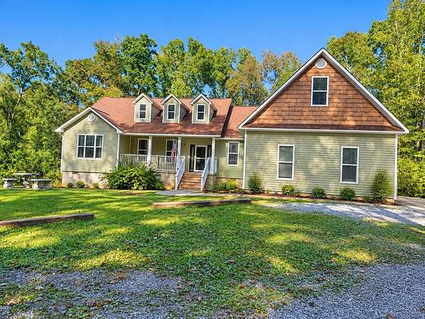 19.9 Acres of Land with Home for Sale in Whitwell, Tennessee