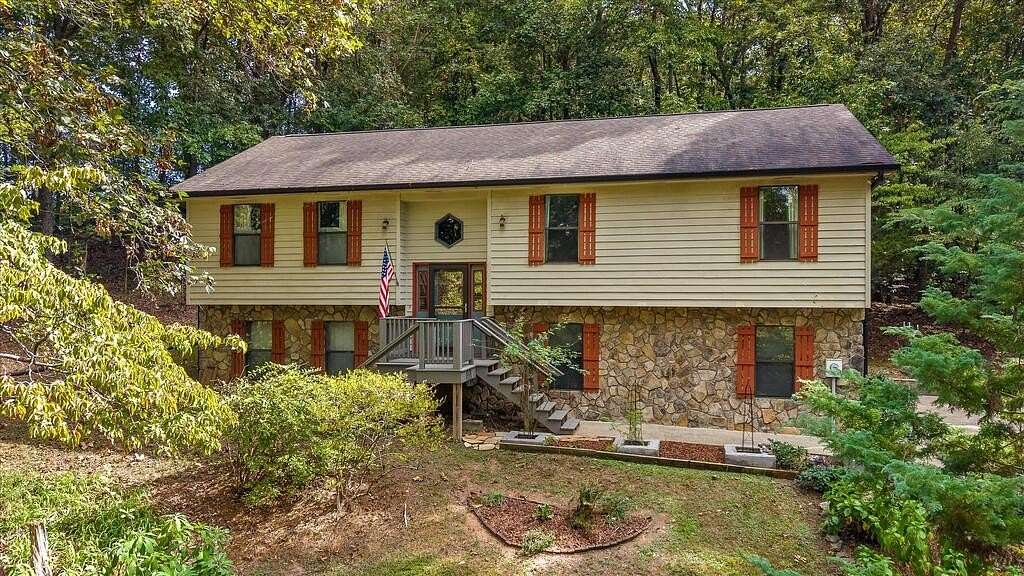 2 Acres of Land with Home for Sale in Tunnel Hill, Georgia