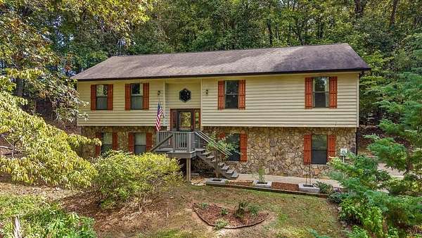 2 Acres of Land with Home for Sale in Tunnel Hill, Georgia