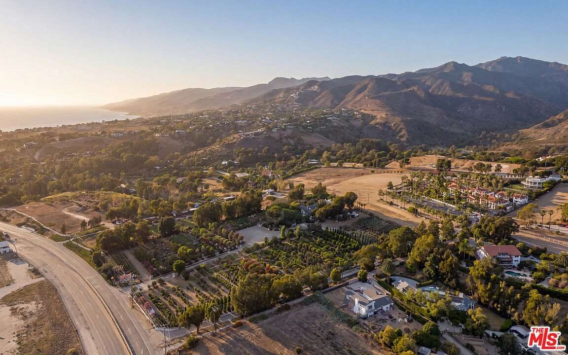3 Acres of Land with Home for Sale in Malibu, California