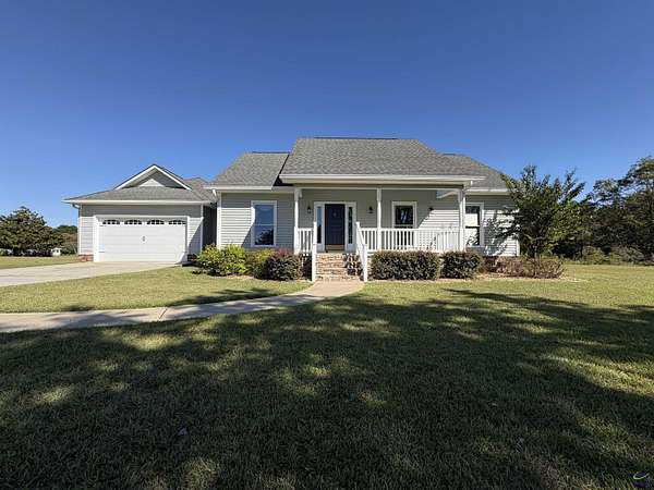2.3 Acres of Land with Home for Sale in Byron, Georgia