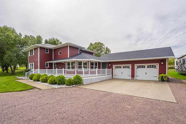 1.9 Acres of Land with Home for Sale in Sioux City, Iowa
