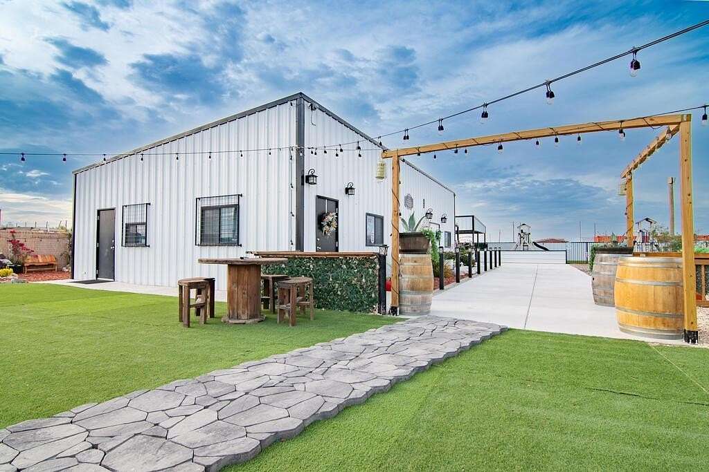 1.56 Acres of Improved Mixed-Use Land for Sale in Odessa, Texas