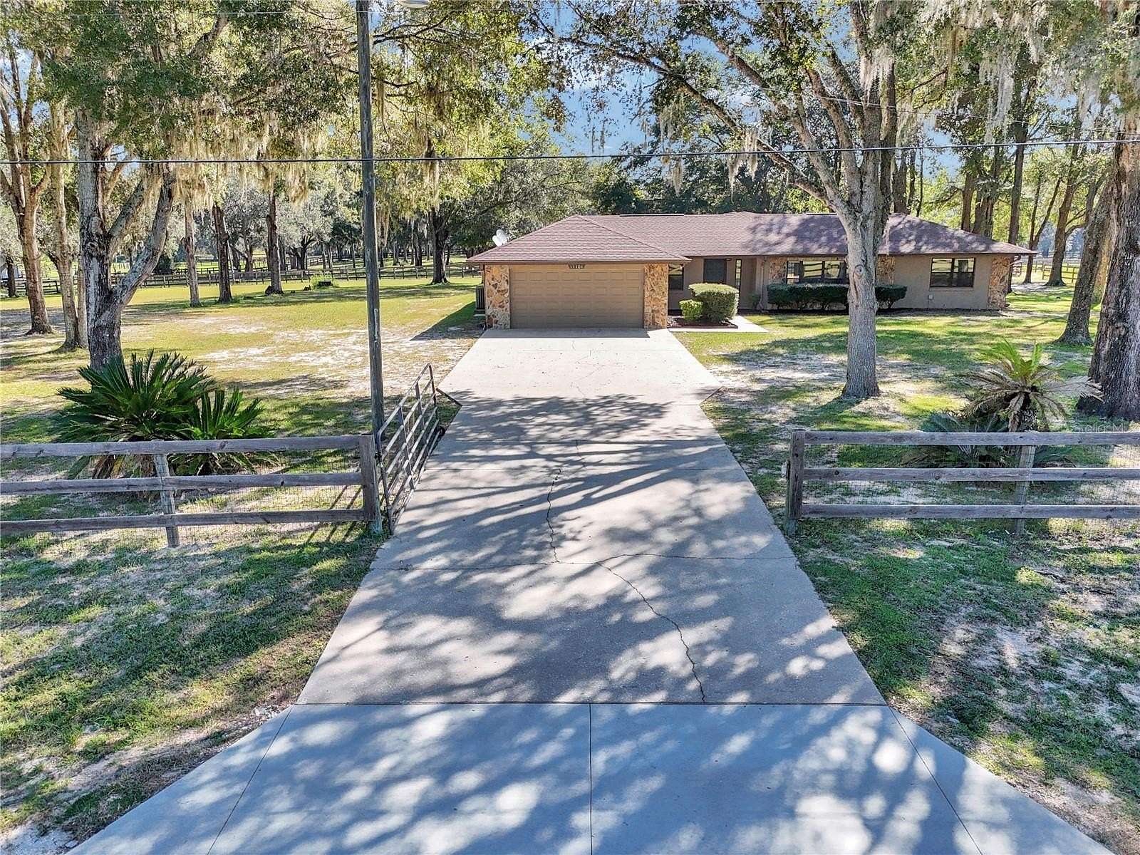 4 Acres of Land with Home for Sale in Dunnellon, Florida