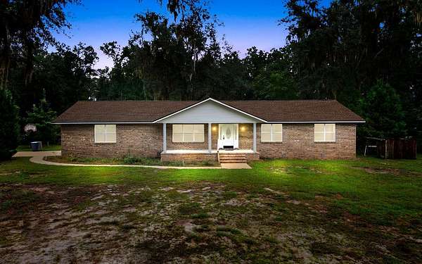 13.6 Acres of Land with Home for Sale in Lake City, Florida