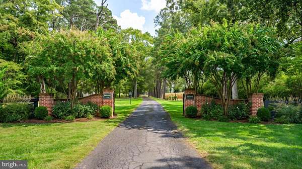 1.5 Acres of Land with Home for Lease in Easton, Maryland