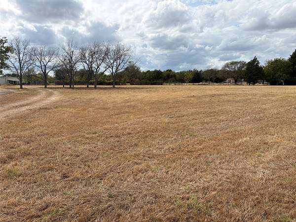 2.88 Acres of Residential Land for Sale in Commerce, Texas