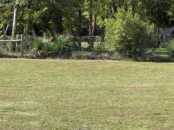 0.3 Acres of Land for Sale in Commerce, Texas