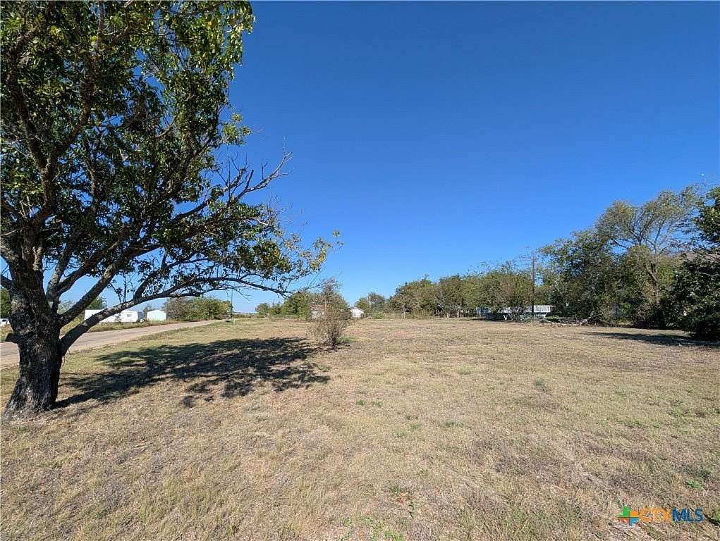 0.32 Acres of Mixed-Use Land for Sale in Rogers, Texas