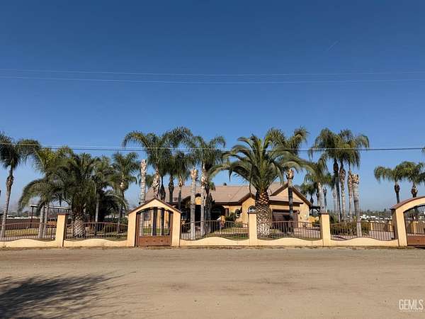 2.54 Acres of Land with Home for Sale in Bakersfield, California
