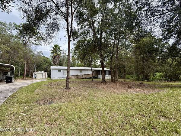 2.19 Acres of Land with Home for Lease in Middleburg, Florida