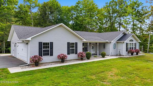 3.3 Acres of Land with Home for Sale in Oneida, Tennessee