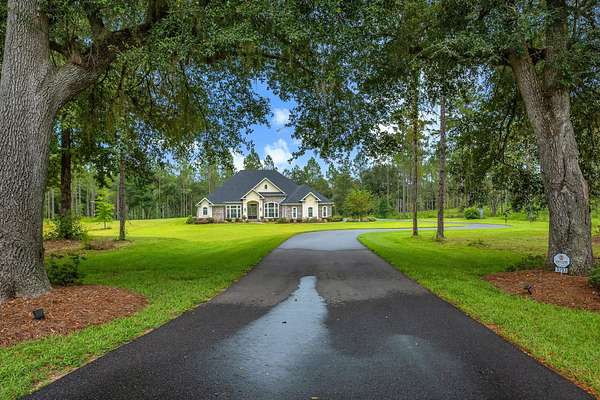 22.5 Acres of Land with Home for Sale in Tallahassee, Florida