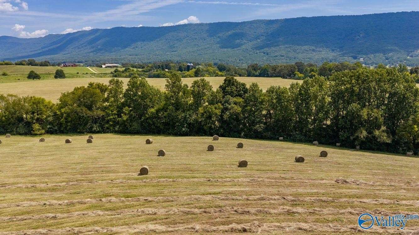 322 Acres of Land for Auction in Etowah, Tennessee