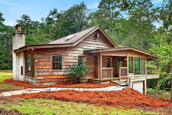 6 Acres of Land with Home for Sale in Picayune, Mississippi
