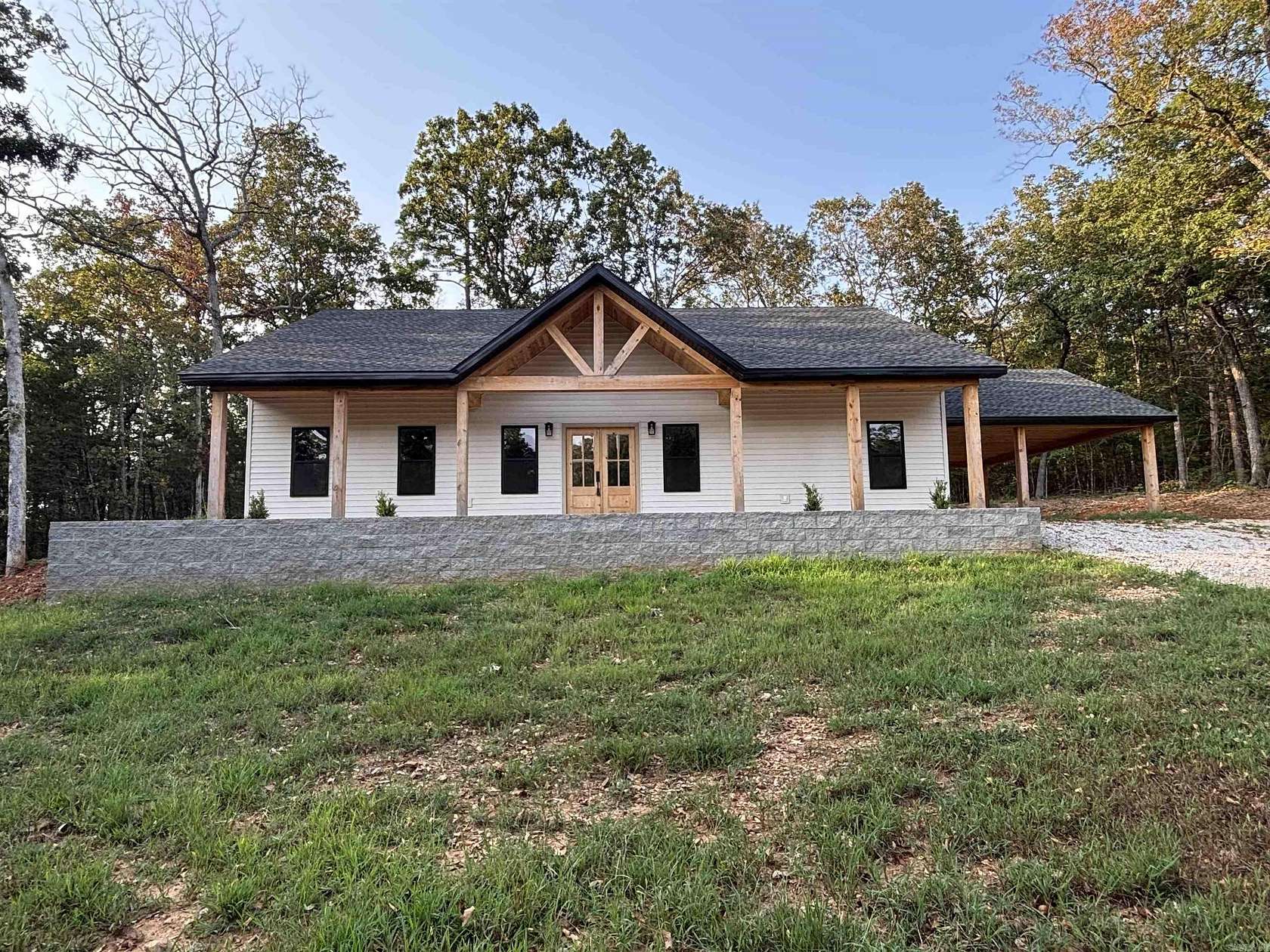 30 Acres of Recreational Land with Home for Sale in Evening Shade, Arkansas