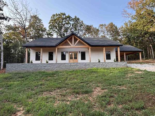 30 Acres of Recreational Land with Home for Sale in Evening Shade, Arkansas
