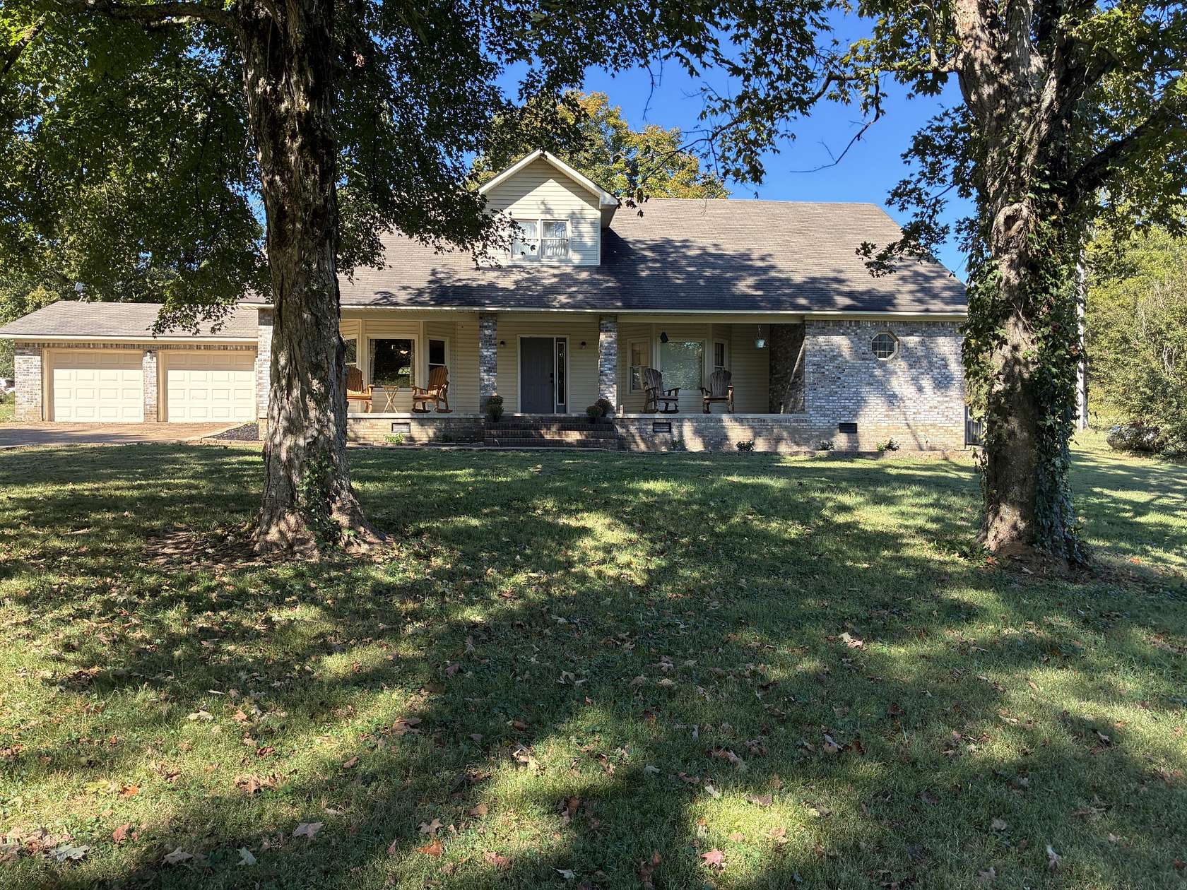 10.5 Acres of Land with Home for Sale in Ardmore, Tennessee