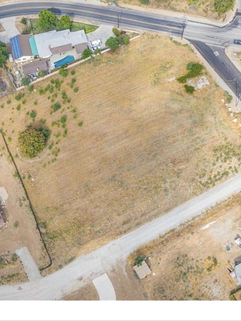 1 Acre of Residential Land for Sale in Cherry Valley, California