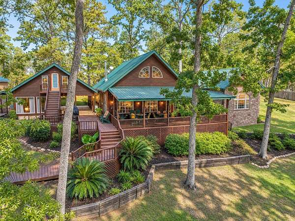 1.78 Acres of Land with Home for Sale in Many, Louisiana