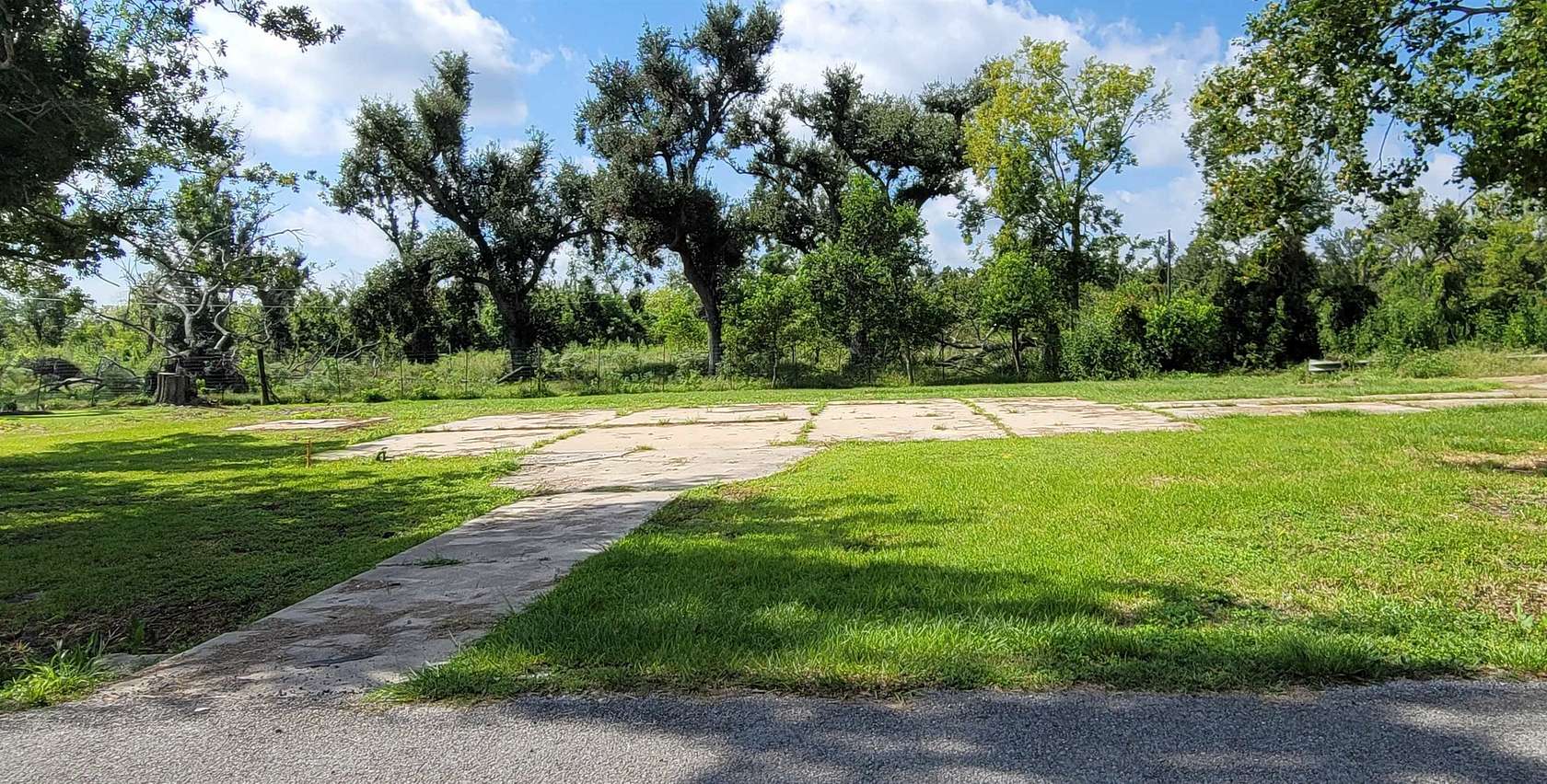 0.32 Acres of Land for Sale in Chauvin, Louisiana