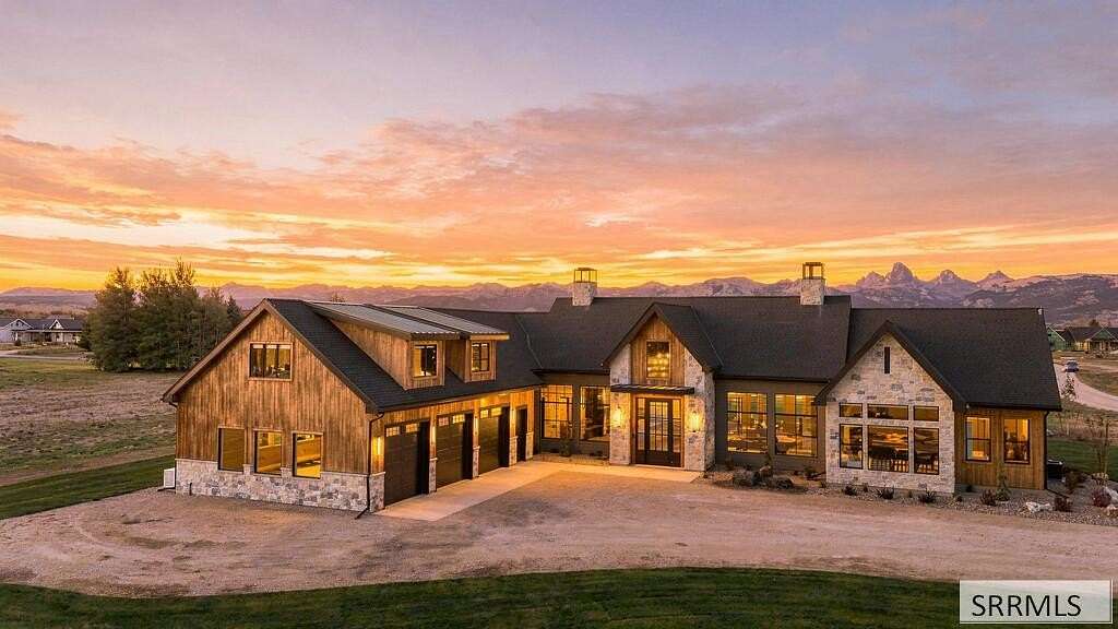 2.5 Acres of Land with Home for Sale in Tetonia, Idaho