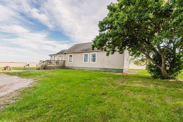 2.27 Acres of Land with Home for Sale in Clinton, Illinois