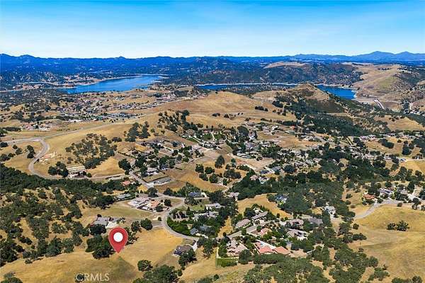 1 Acre of Residential Land for Sale in Paso Robles, California