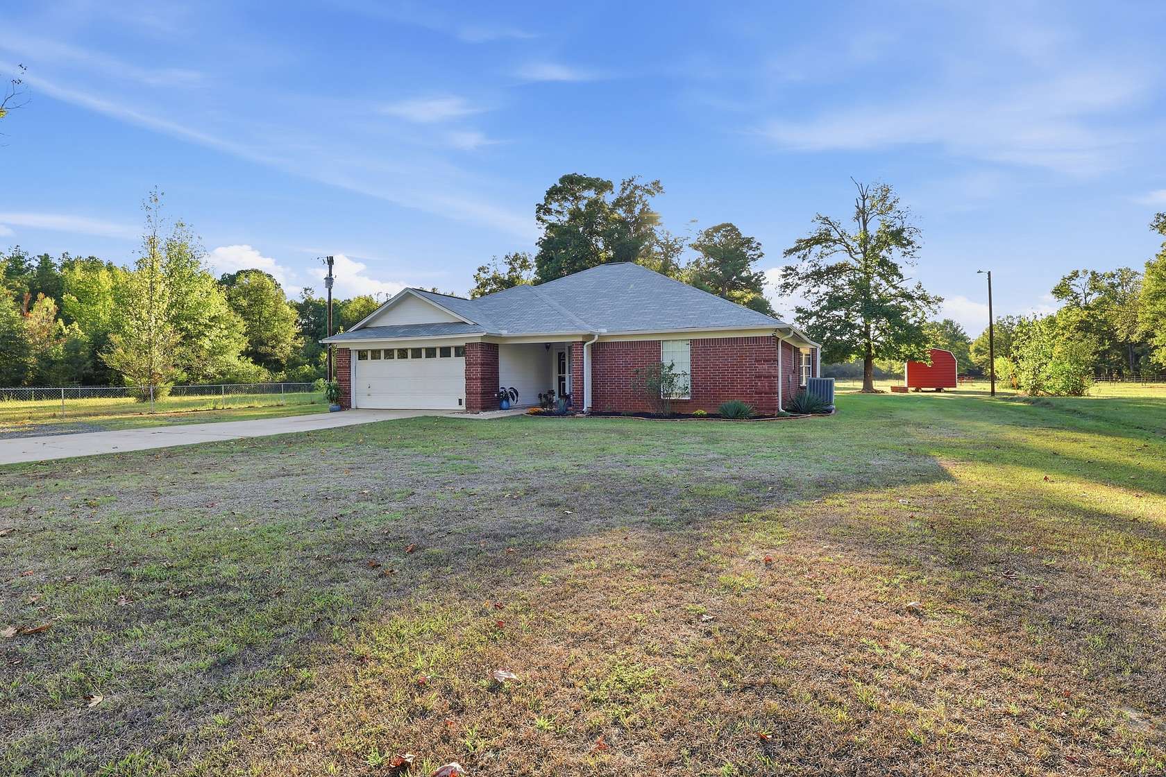 12 Acres of Land with Home for Sale in Hooks, Texas