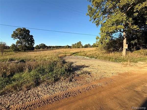 10 Acres of Recreational & Residential Land for Sale in Holly Township, Michigan