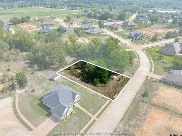 0.29 Acres of Residential Land for Sale in Lindale, Texas