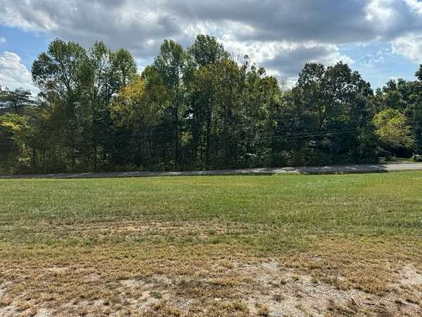 5.12 Acres of Residential Land for Sale in Cookeville, Tennessee