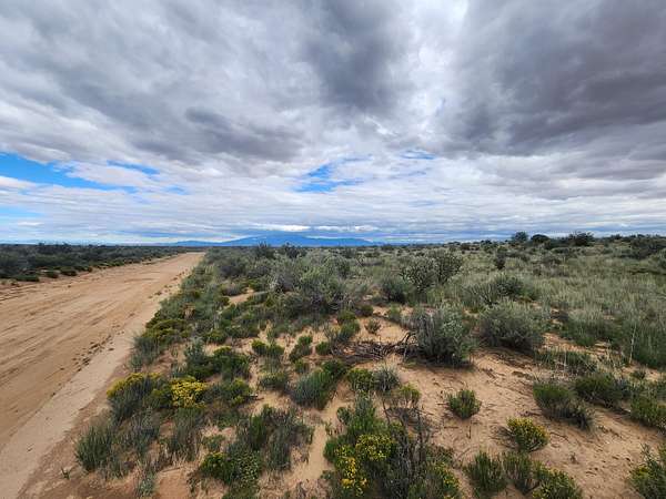 0.5 Acres of Land for Sale in Rio Rancho, New Mexico