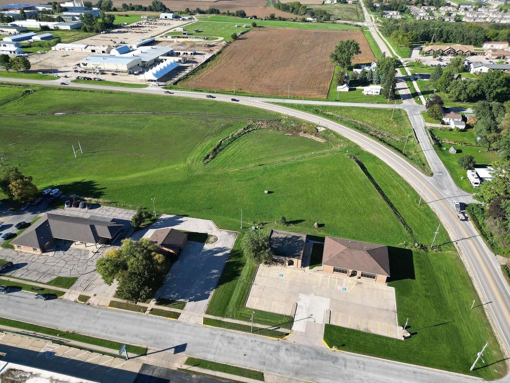 1.39 Acres of Commercial Land for Lease in Waverly, Iowa