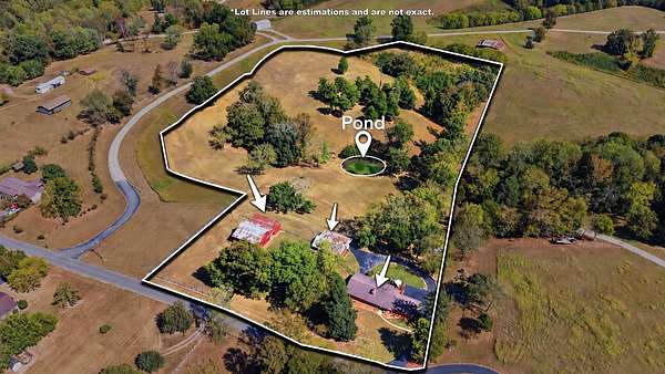 12.8 Acres of Land with Home for Sale in Tullahoma, Tennessee