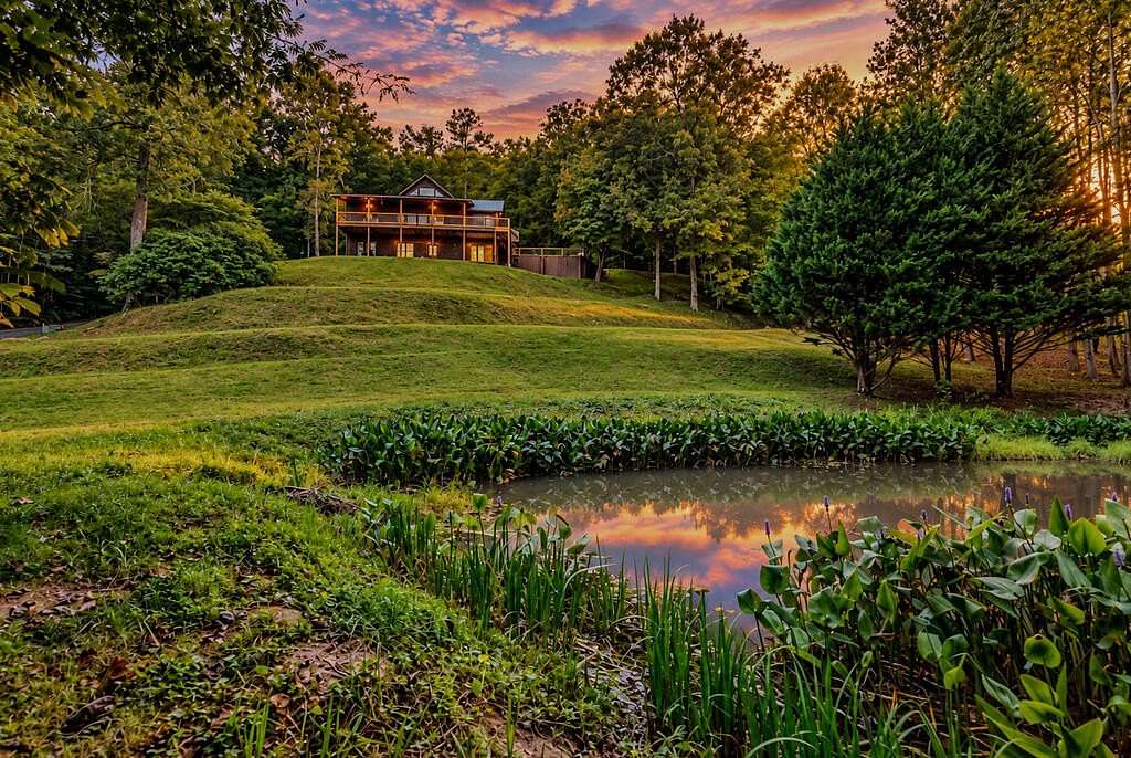 7.4 Acres of Land with Home for Lease in Ellijay, Georgia