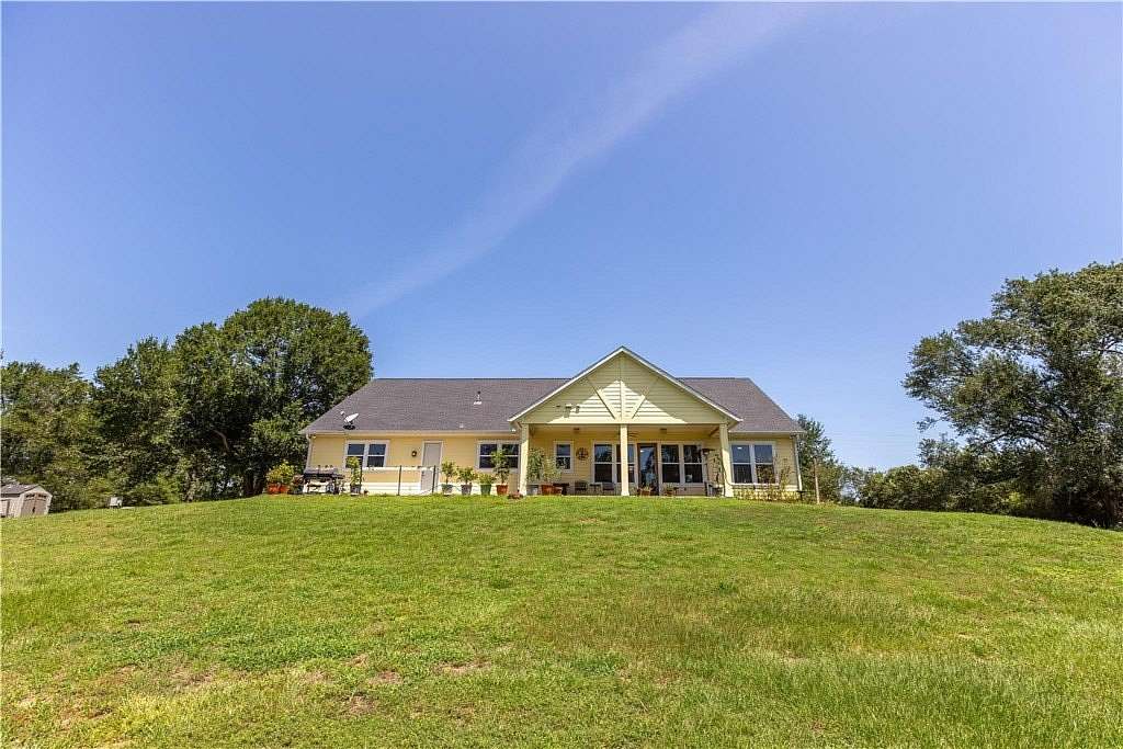 5.75 Acres of Improved Residential Land for Sale in Bellville, Texas