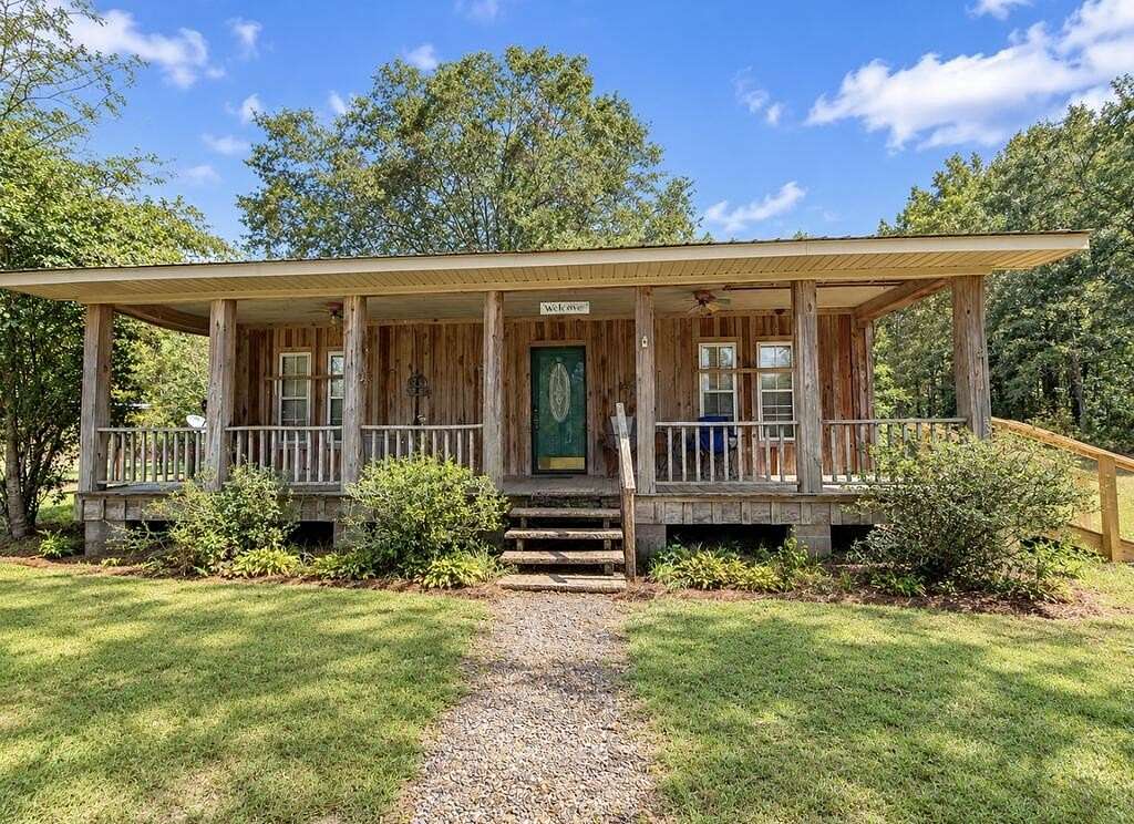 42 Acres of Recreational Land with Home for Sale in Ellisville, Mississippi