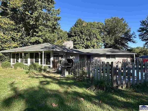 3.1 Acres of Land with Home for Sale in Rosedale, Indiana