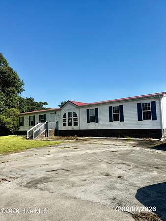 1.58 Acres of Land with Home for Sale in Jacksonville, North Carolina