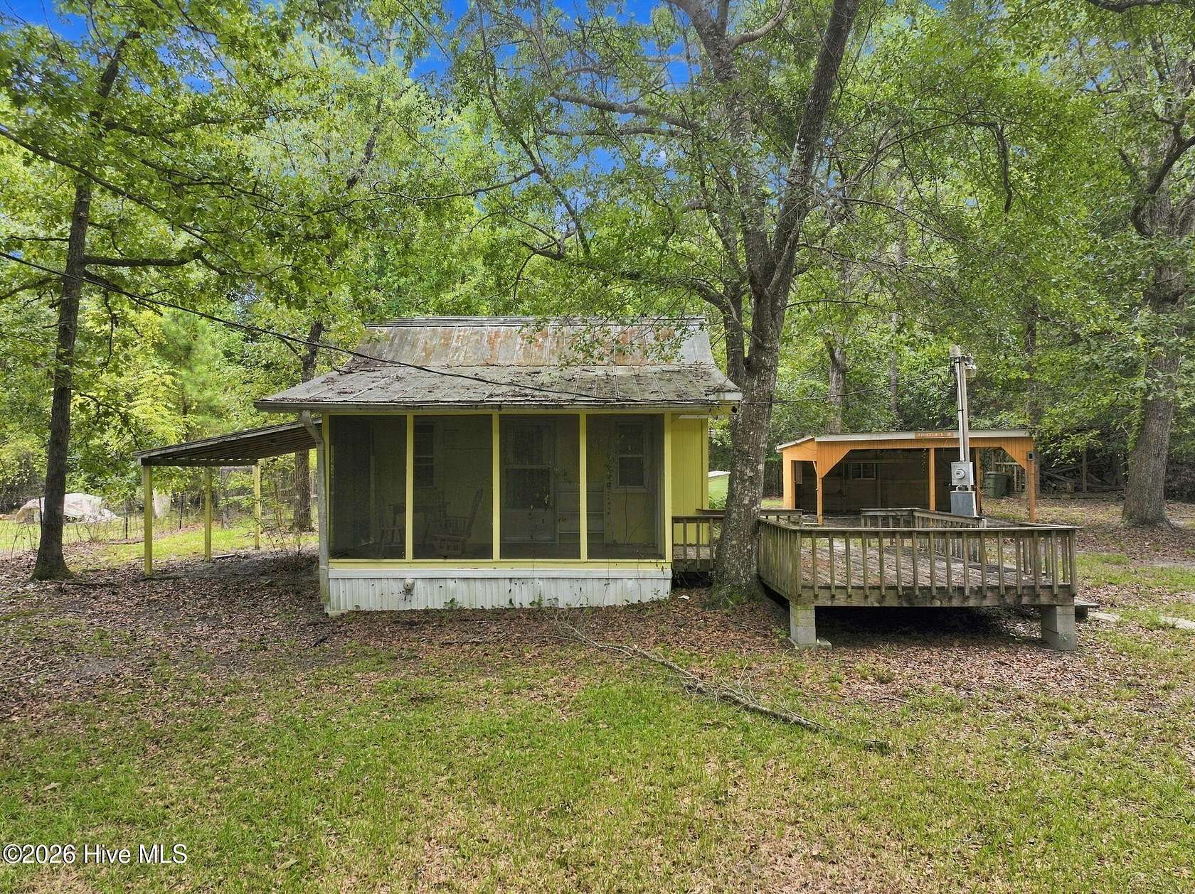 0.98 Acres of Improved Residential Land for Sale in Swansboro, North Carolina
